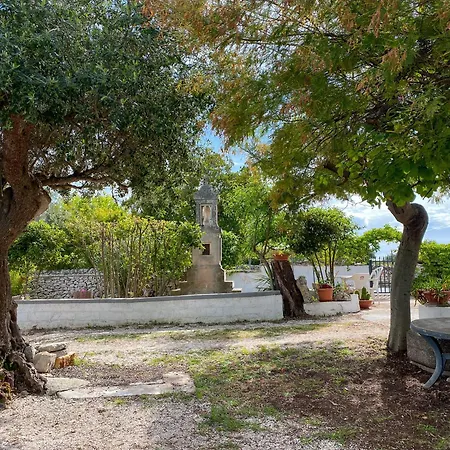 Trullo Pinto Locorotondo