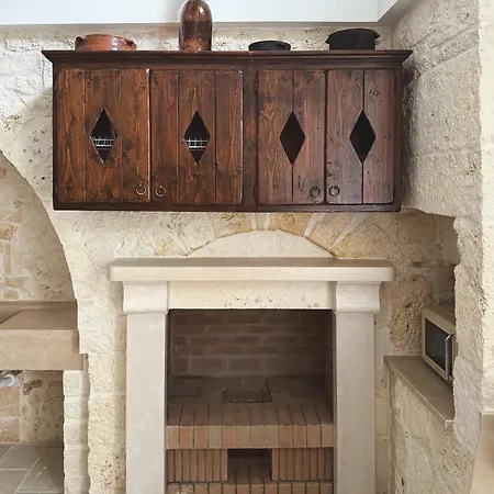 Trullo Pinto Daire Locorotondo